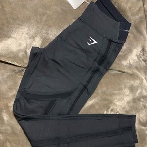 Black gym shark leggings